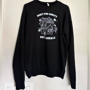 Hunt for Ghosts crewneck - size large